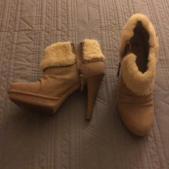 Ugg ankle high heel booties never worn - Picture 2 of 3